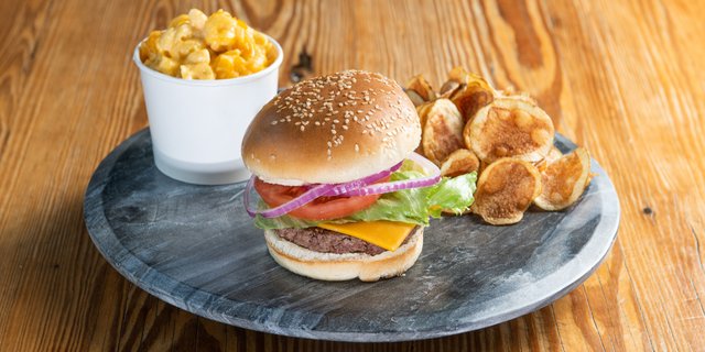 Burger, Chips + Mac & Cheese