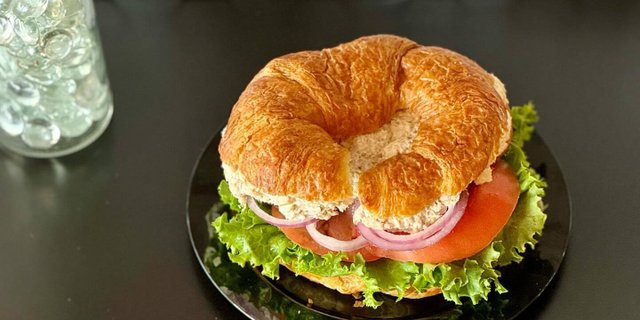 Tuna Salad Bagel Sandwich