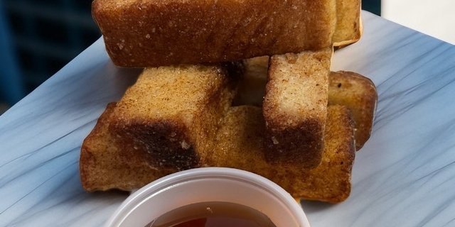 French Toast Stick & Syrup