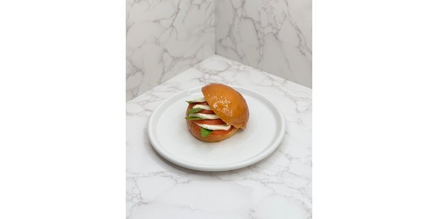 La Caprese Mini Sandwiches