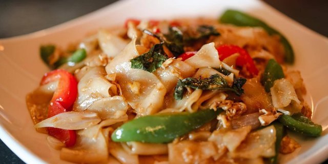 Pad Kee Mao (Drunken Noodles)