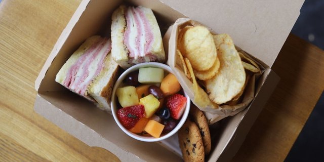 Muffuletta Boxed Lunch