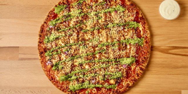 Samosa Smash Pizza