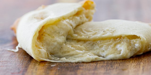 Cheese & Onion Empanada