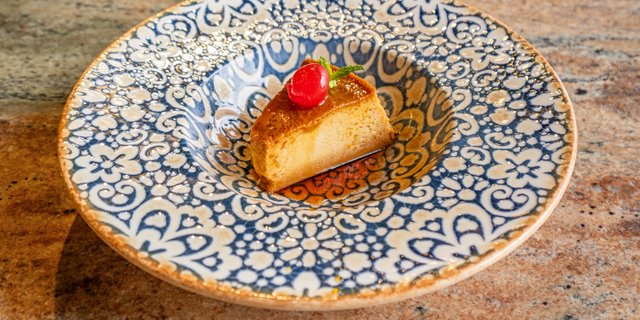 Individual Peruvian Flan Crema Volteada