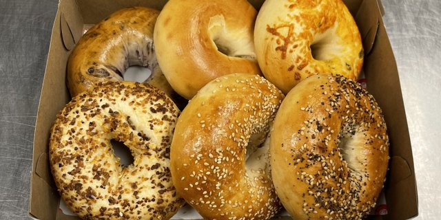 Assorted Bagels Half Dozen