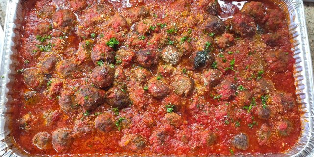 Meatballs in Tomato Sauce