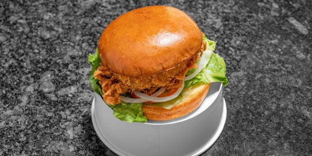 YardGyal Crispy Chikun Sandwhich™