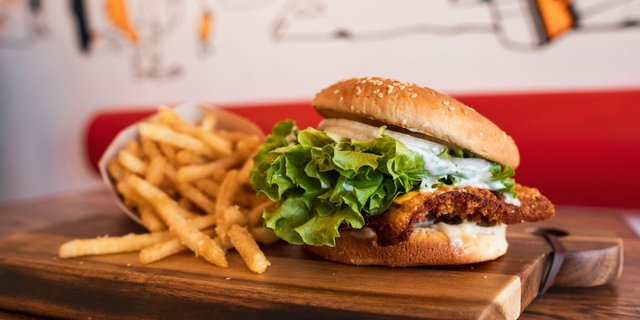 Fish Deluxe Sandwich