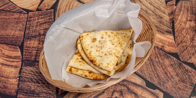 Kashmiri Naan