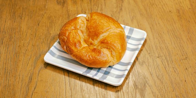 Plain Croissant