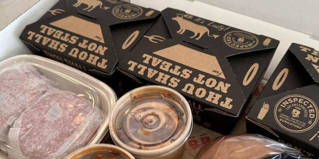 Deluxe Build-Your-Own Burger Package