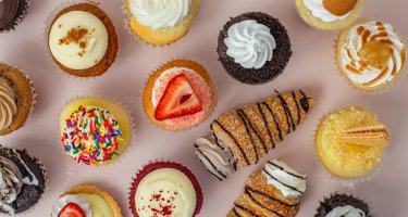 Lil Cakes and Creamery