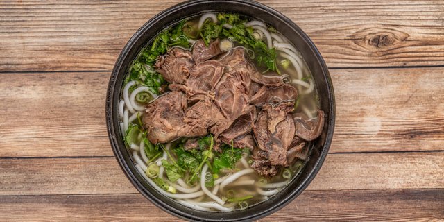 Beef Rice Noodles in Clear Soup