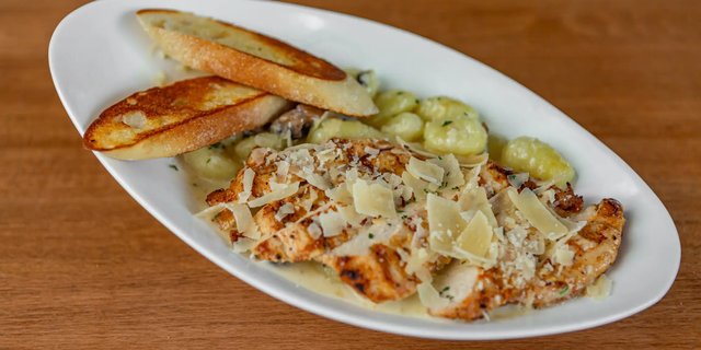 White Truffle Chicken Gnocchi
