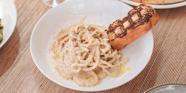 Cacio E Pepe Pasta
