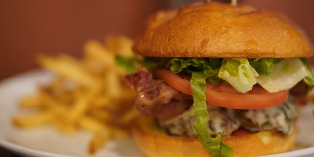 Build-Your-Own Burger