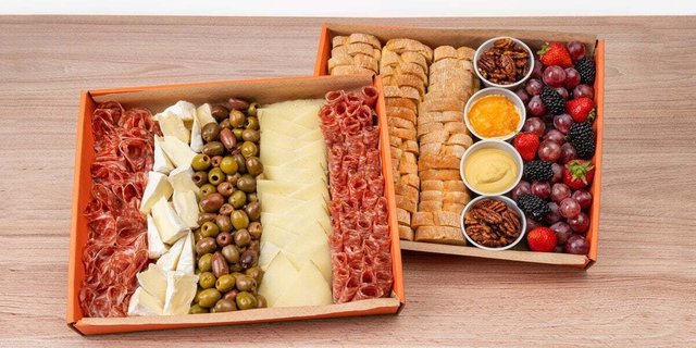 Charcuterie & Cheese Selection