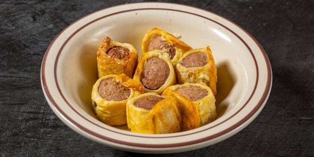 Franks In A Basket
