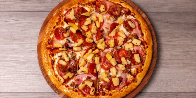 Canadian Classic Pizza