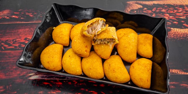 Colombian Chicken Empanadas