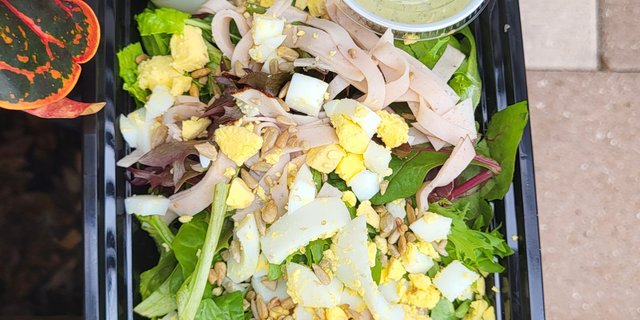 Build Your Protein & Salad Healthy Menu
