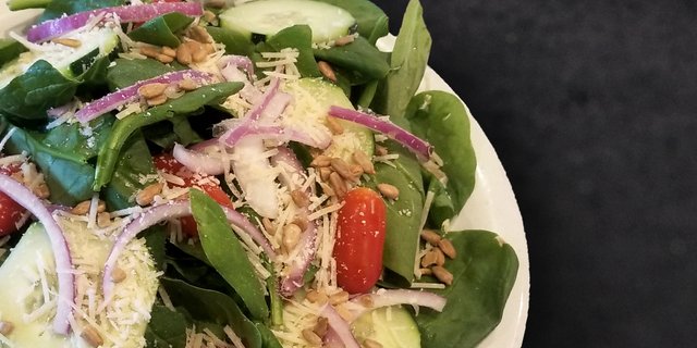 Family Spinach Salad