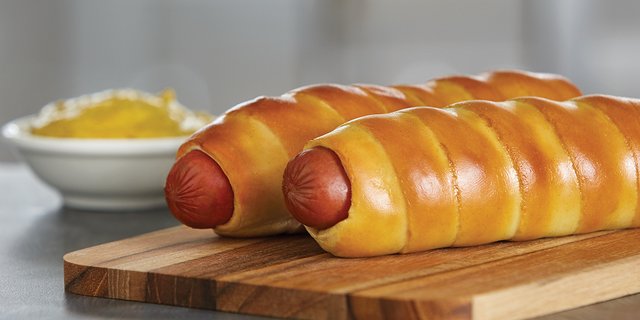 Pretzel Hot Dog