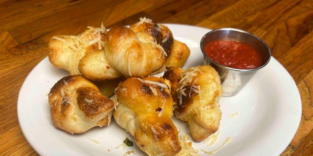 Garlic Knots