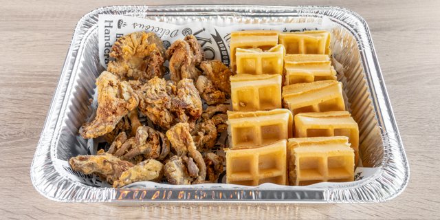 Vegan Chicken & Waffles