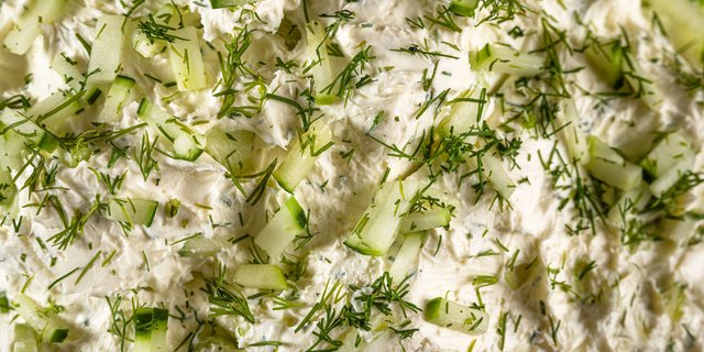 1/2 lb Cucumber Dill Cream Cheese