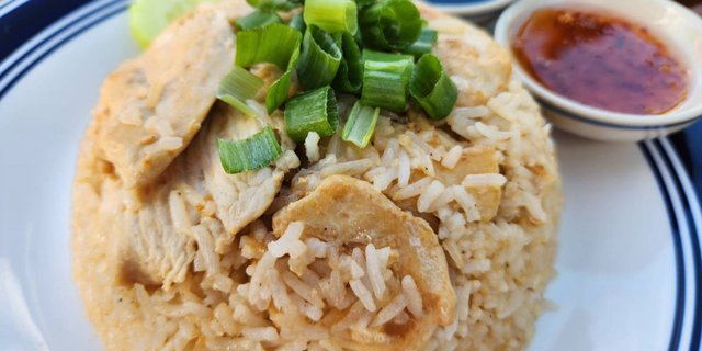 Chicken Basil Fried Rice