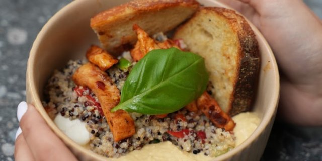 Harissa Chicken Bowls