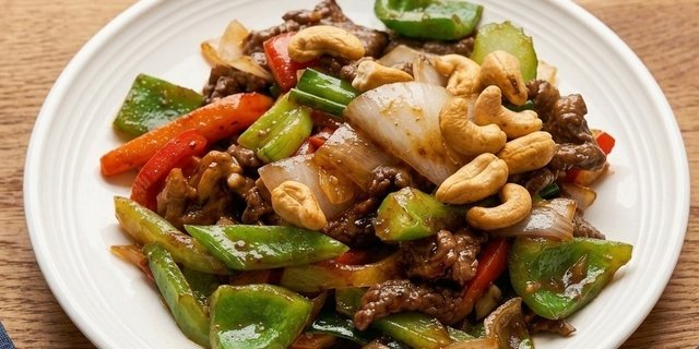 Golden Cashew Lunch Box