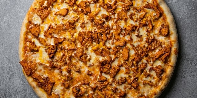 Chicken Chipotle Pizza