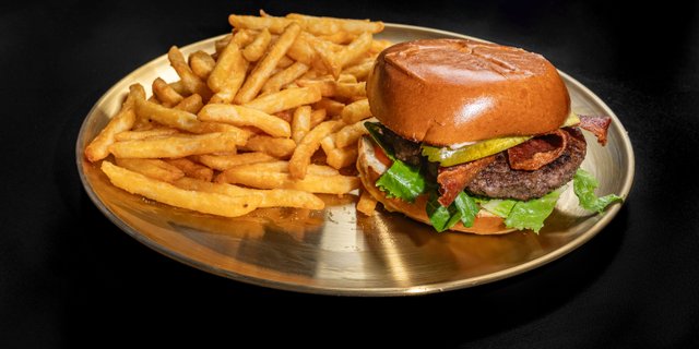 Bacon Cheeseburger