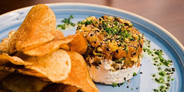 Tuna Tartare Tray