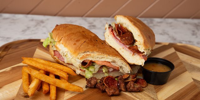 Deluxe Italian Hoagie