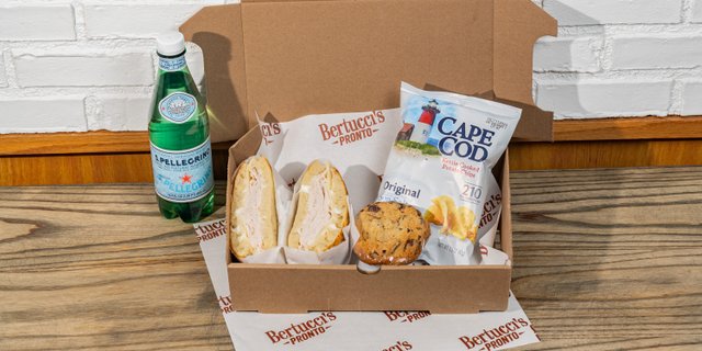 Sandwich or Salad Boxed Lunch