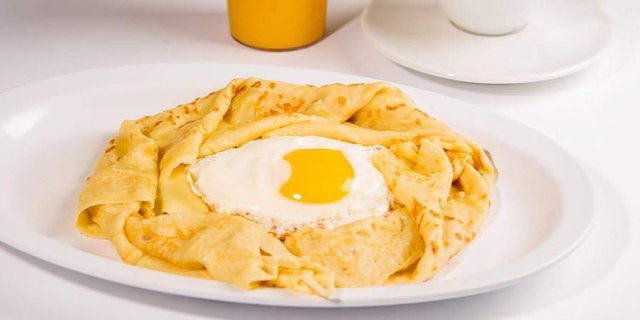 Eggs on a Crepe