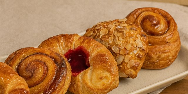 The Traditional Danish Assortment