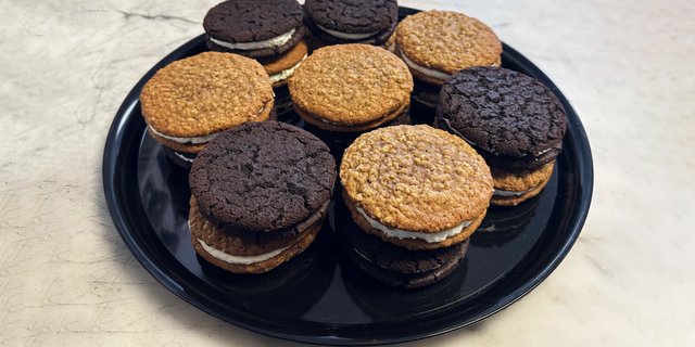 Cream Pie Platter