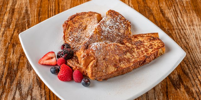 Breakfast Cinnamon Sugar Challah French Toast