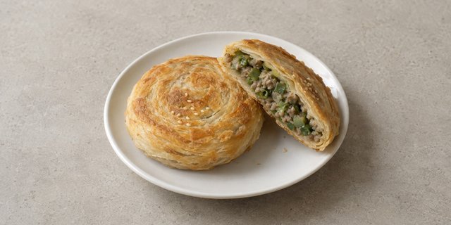 Scallion Pork Flaky Pastry Pie