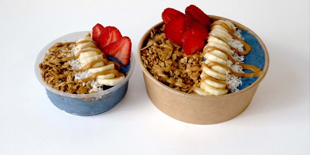 Build-Your-Own Açaí Bowl Bar