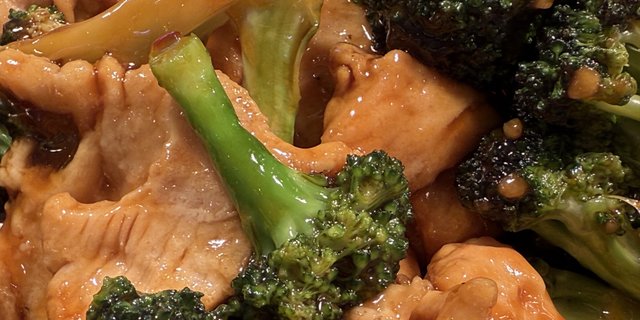 Chicken w/ Broccoli