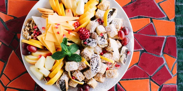 Combination Fruit, Cheese & Sweet Tray