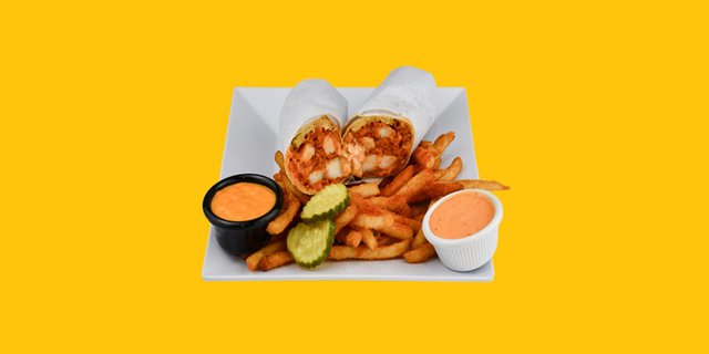Chicken Tender Wrap w/ Fries