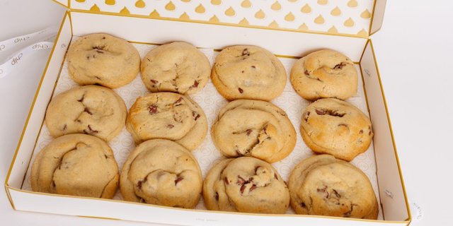 Chip Chip Hooray Box (12)