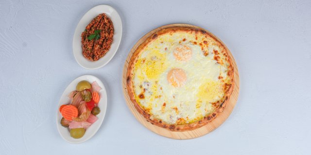 Round Buttery Pide w/ Two Eggs